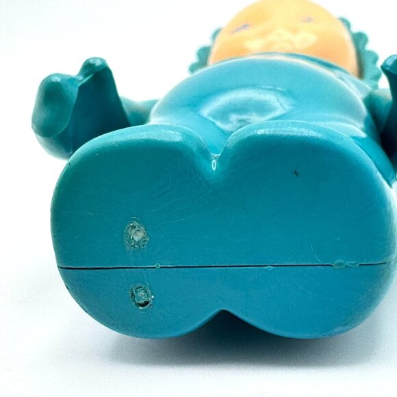 Vintage Little Tikes Playskool Baby Doll In Sleeper With Movable Hands & Head - Picture 8 of 8